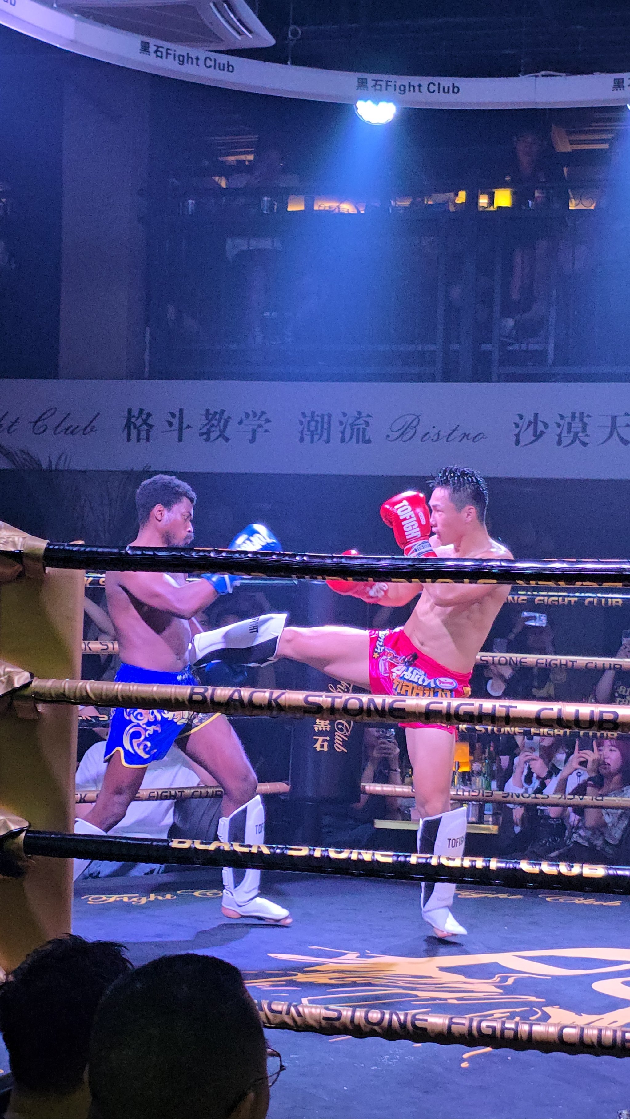 九游下载安装-包含燕山雄鲨队击败滇池山猫队，斯诺克半决赛上演裁判判罚引热议！细节处理更胜一筹的词条